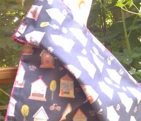shoulder bag dark blue black with houses and trees or hippy flowers on white reversible two for one